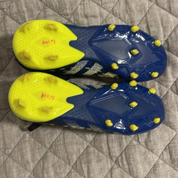 Adidas predator freak 3 firm ground cleats - Picture 3 of 5